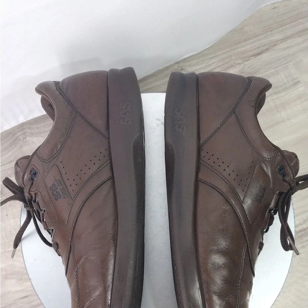 SAS Men's Brown Leather Shoes size 13 pre owned good condition